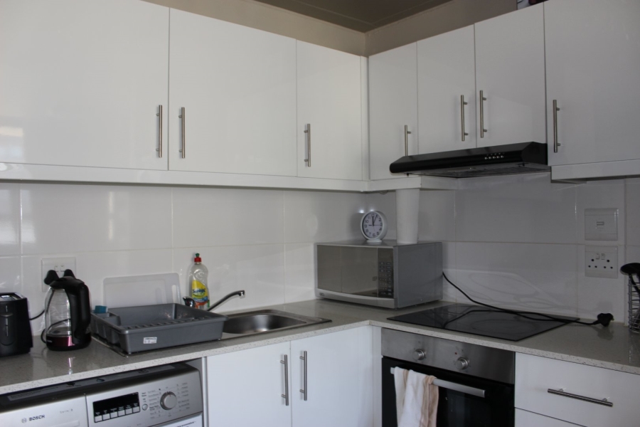 To Let 1 Bedroom Property for Rent in Observatory Western Cape